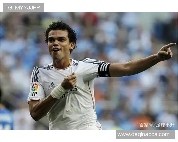 伊朗退役足球球星回顾：辉煌赛场岁月与传奇人生的深刻印记